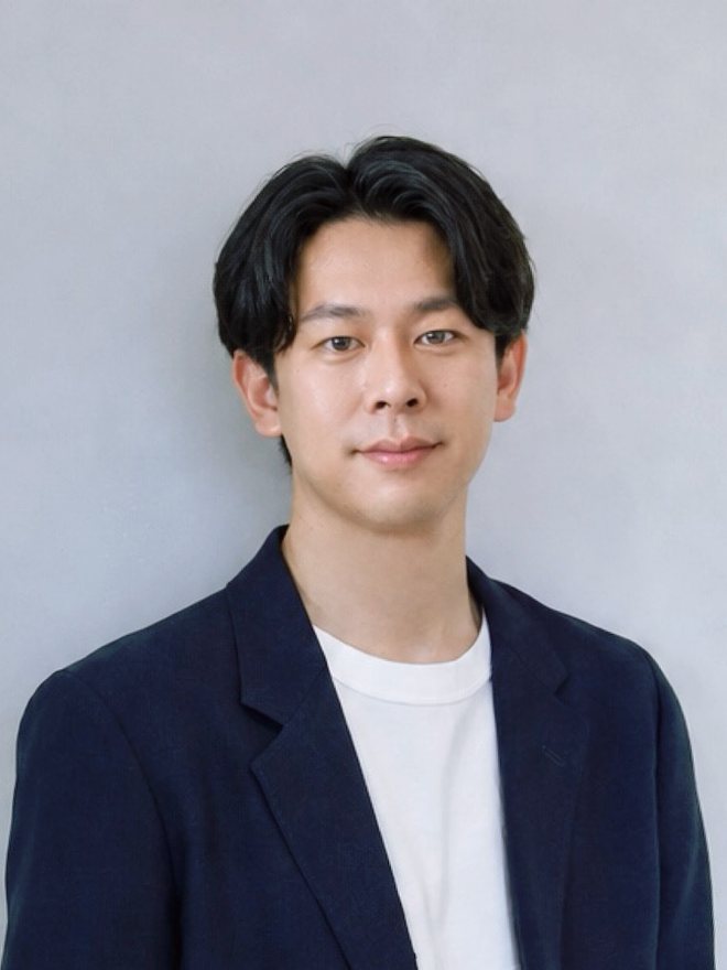 After：自然な背景で本人に合う装いに整えたAKARI Premium Salonの撮影スタイル